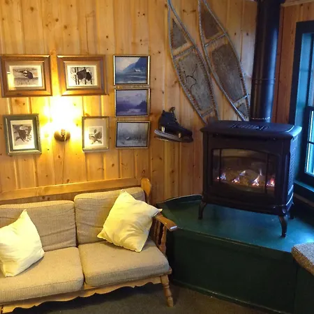 Talkeetna Roadhouse-3
